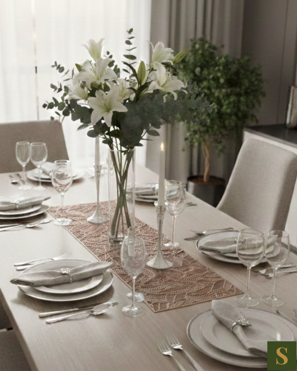 Saukins PVC Table runner Leaf cut-out pattern