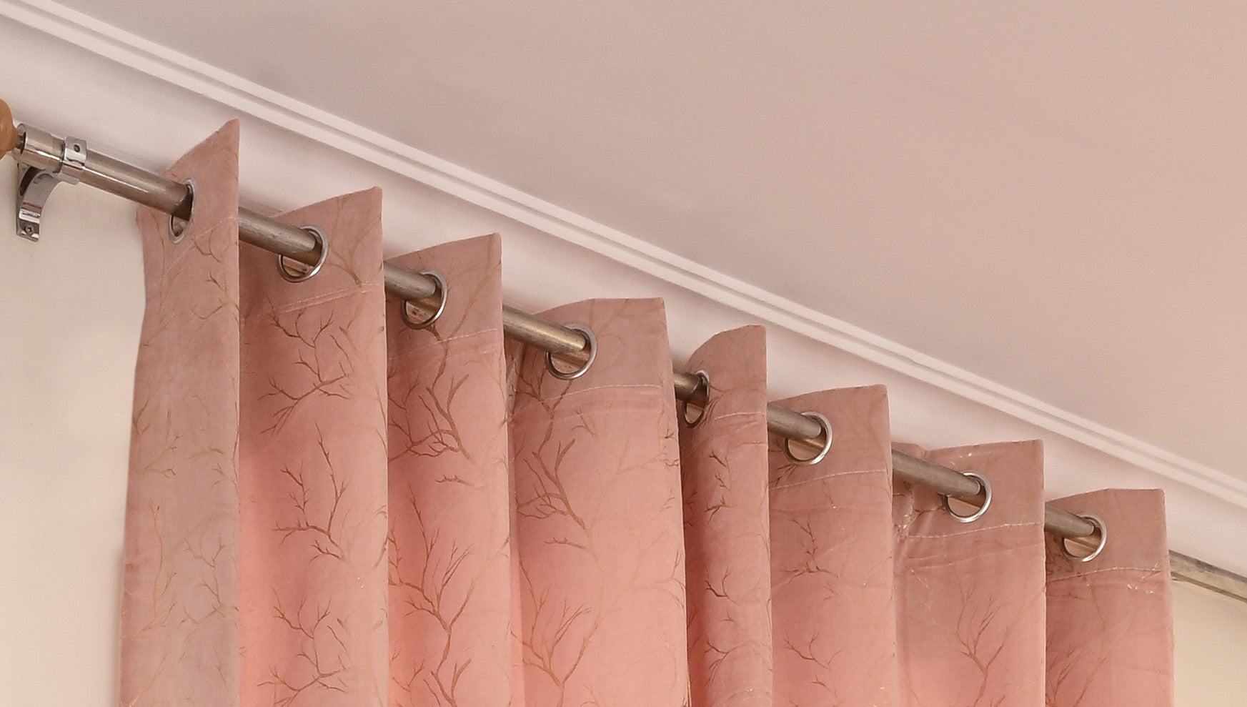 Saukins Natural III Pink Curtain
