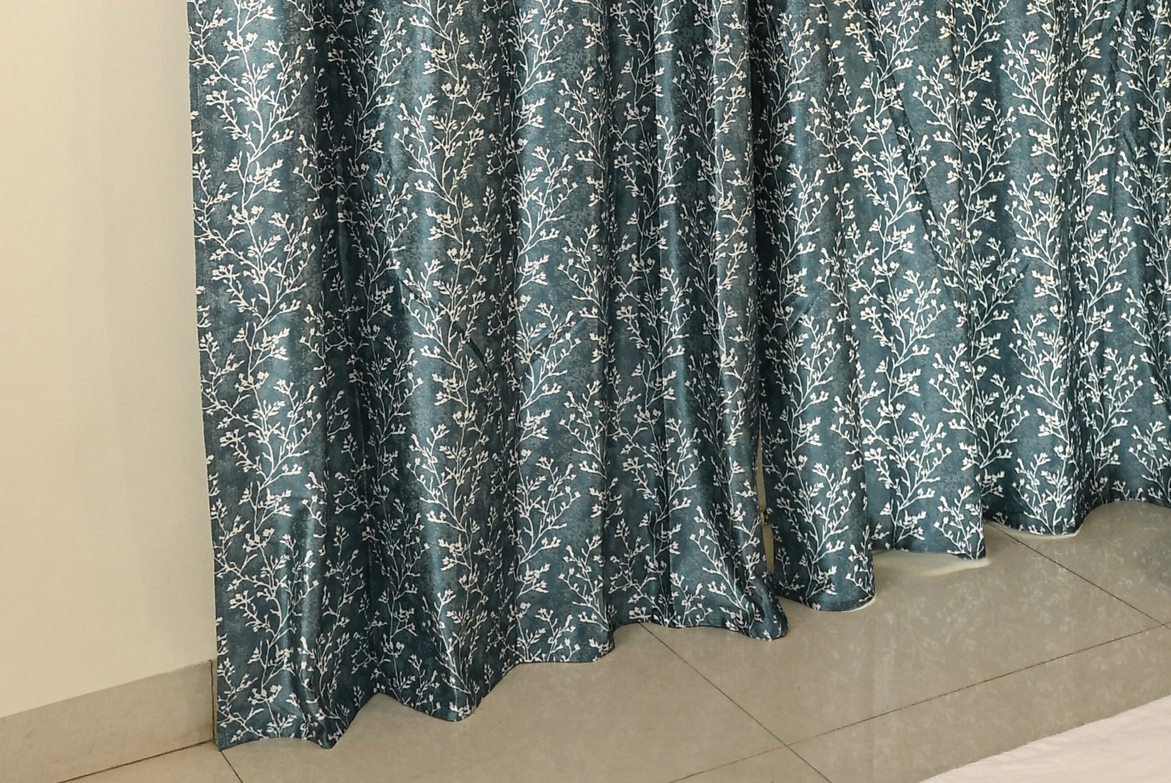 Saukins Natural VII Floral Blue Curtain