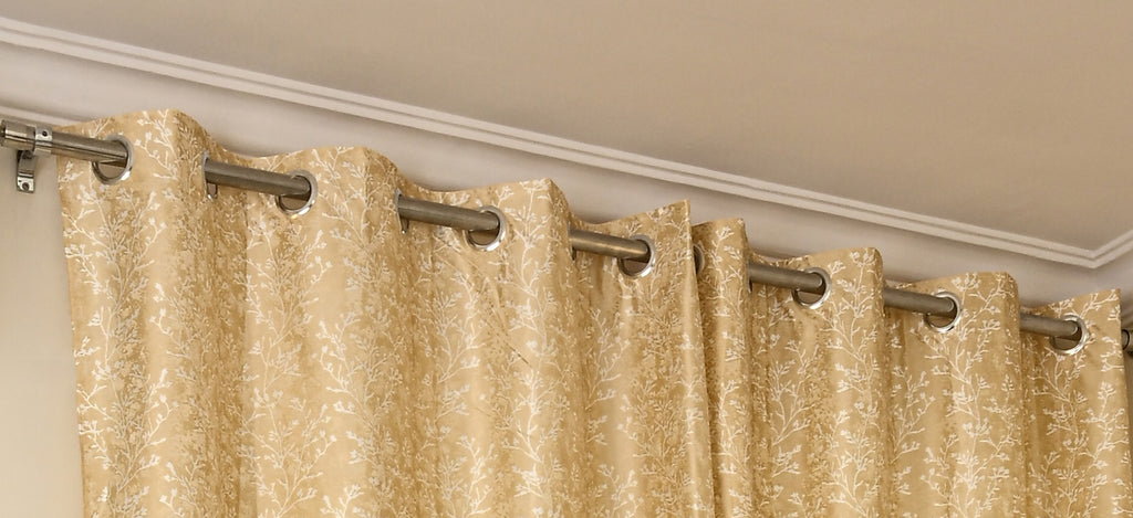 Saukins Natural VII Floral Cream Curtain
