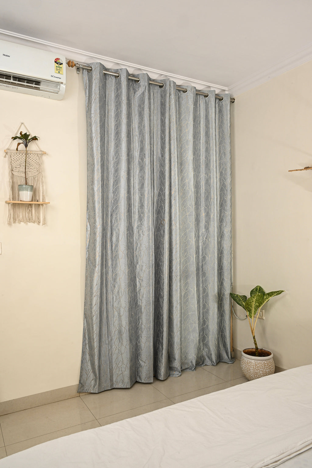 Saukins Natural VIII Grey Curtain