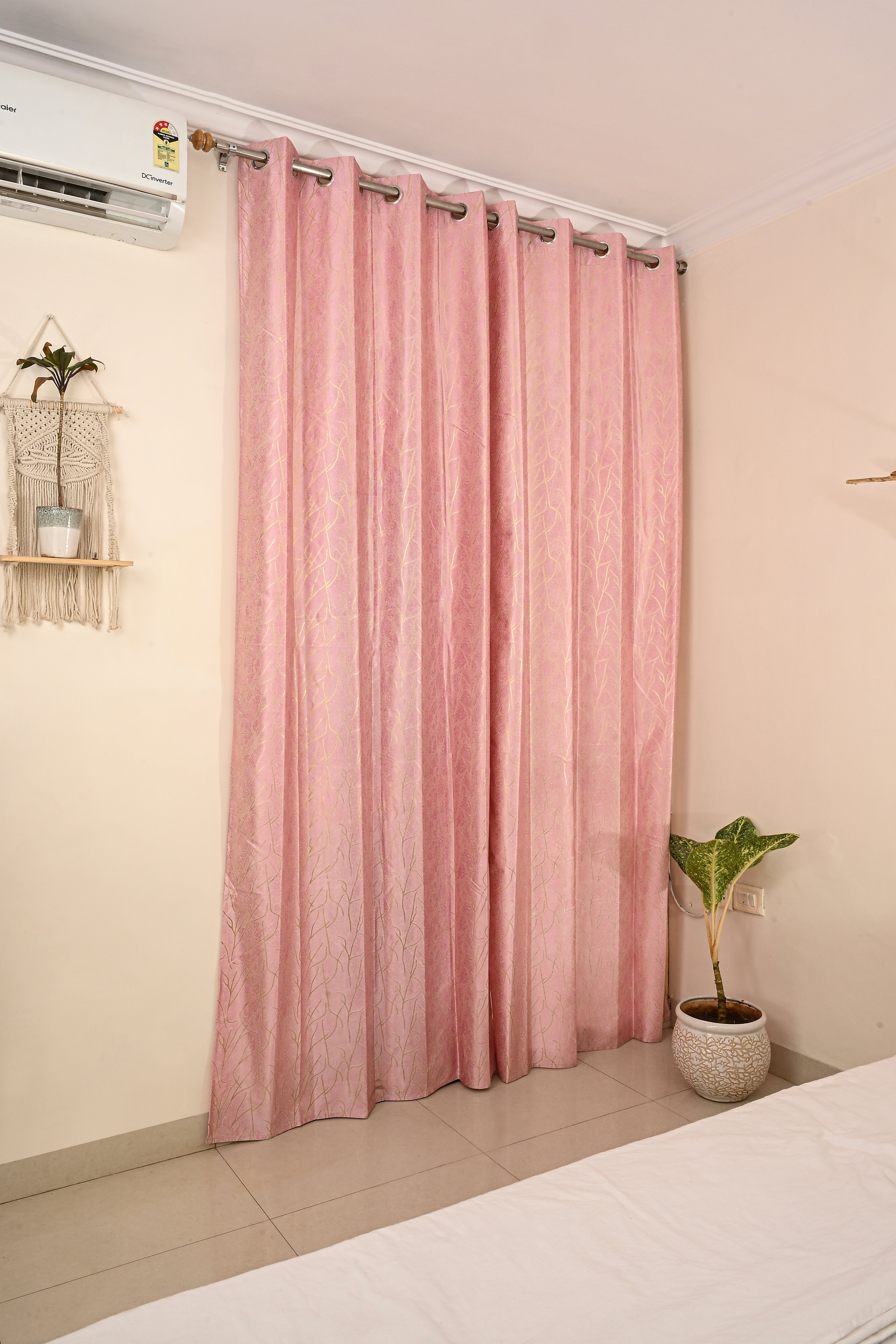 Saukins Natural VIII Pink Curtain