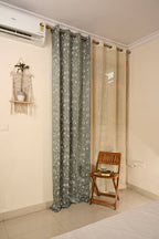 Saukins Natural V Green Curtain