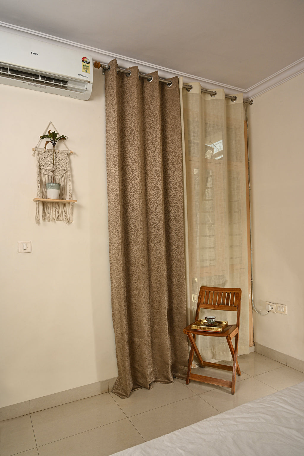 Saukins Natural VI Brown Curtain