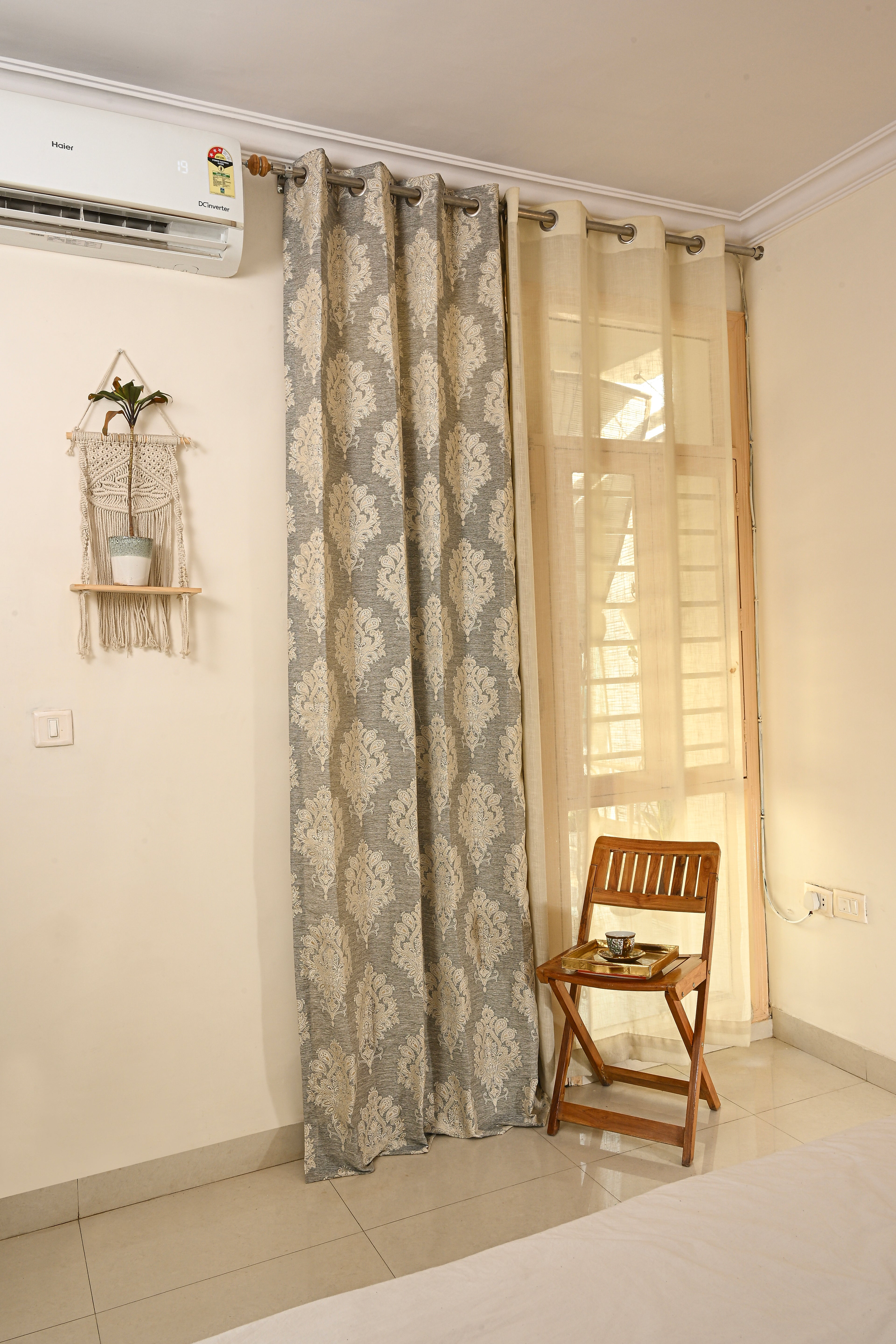 Saukins Taj II Grey Curtain