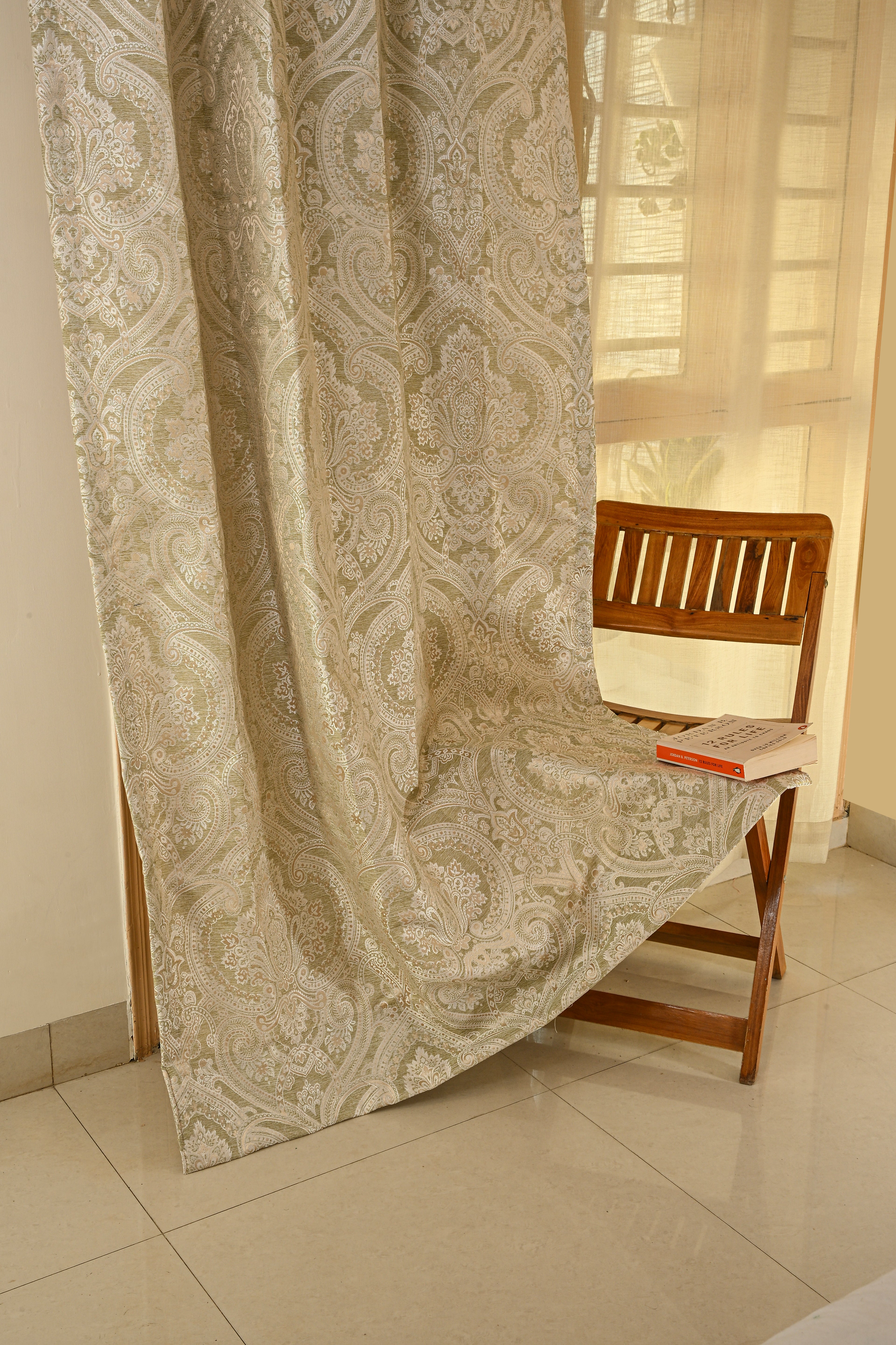 Saukins Taj III Green Curtain