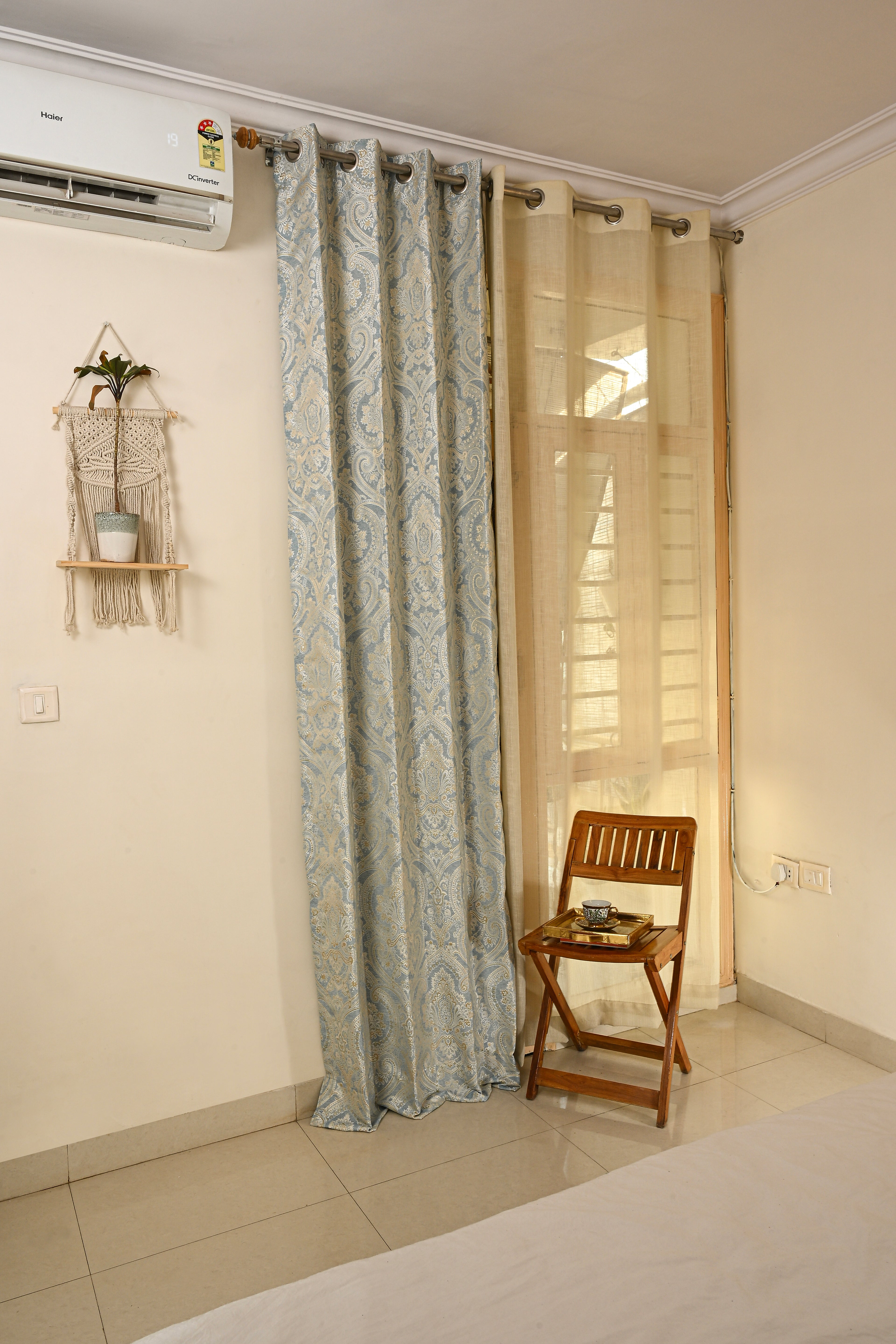 Saukins Taj III Blue Curtain