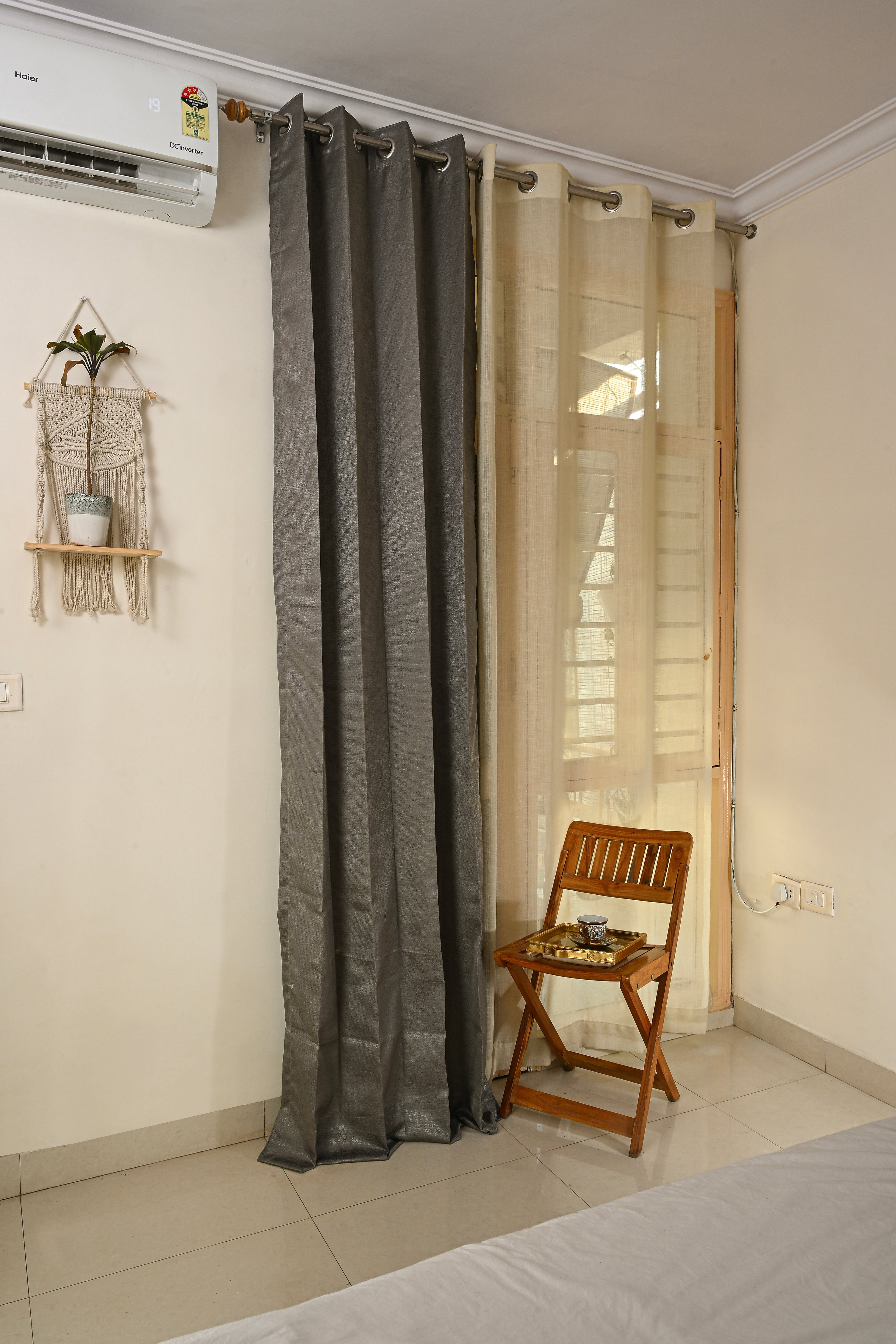 Saukins Plain II Grey Curtain