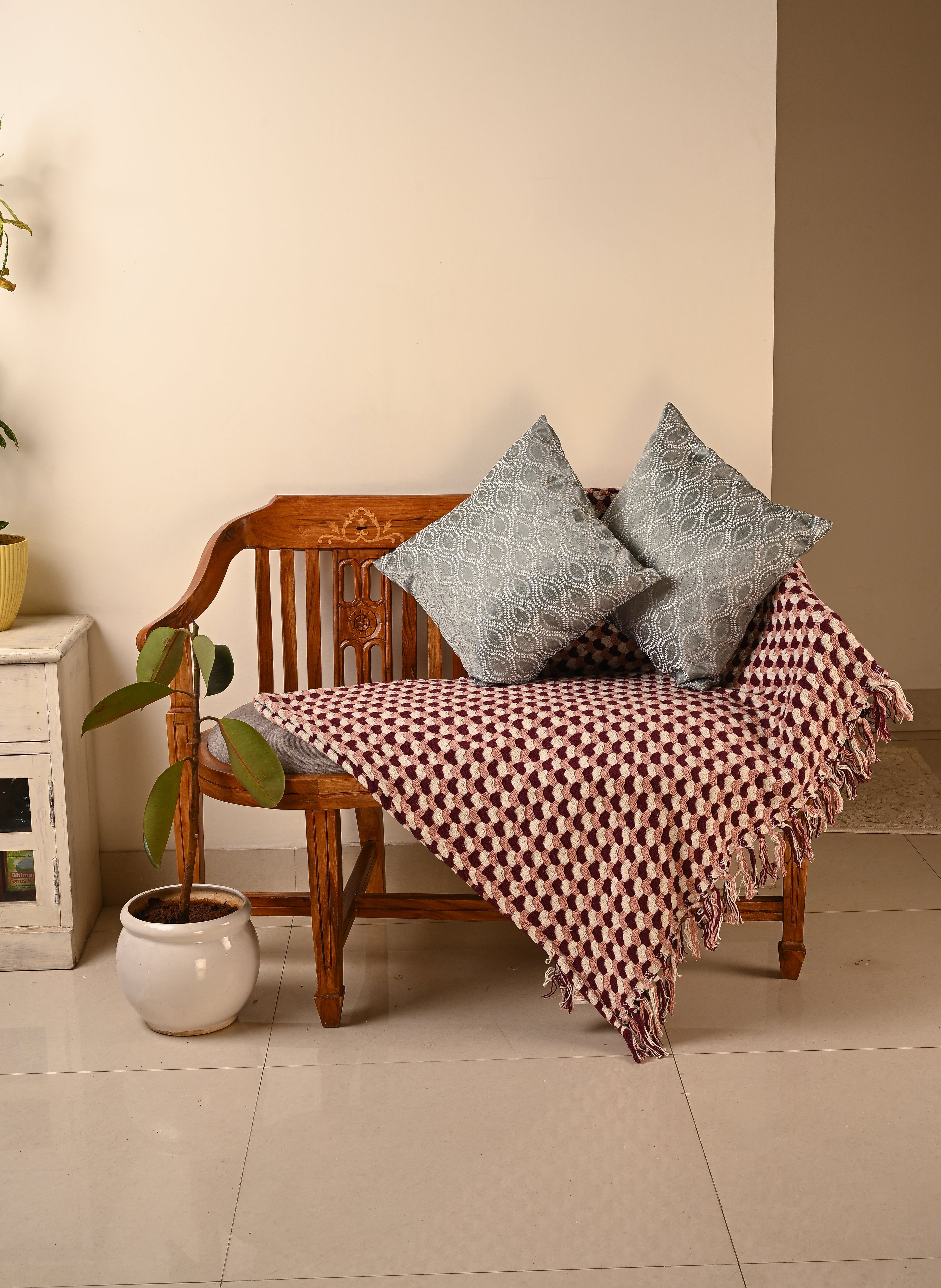 Saukins Elegance I Green Cushion Cover