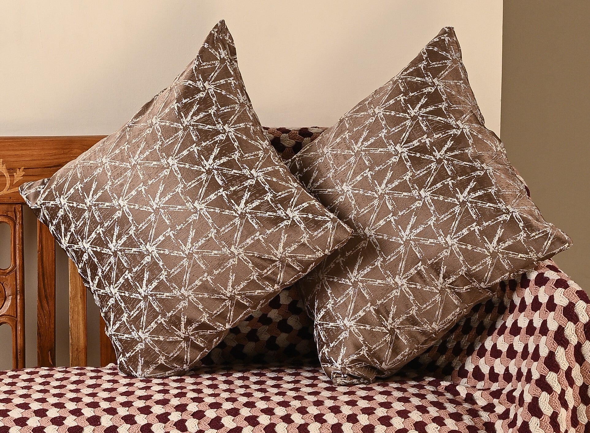 Saukins Geometric I Brown Cushion Cover