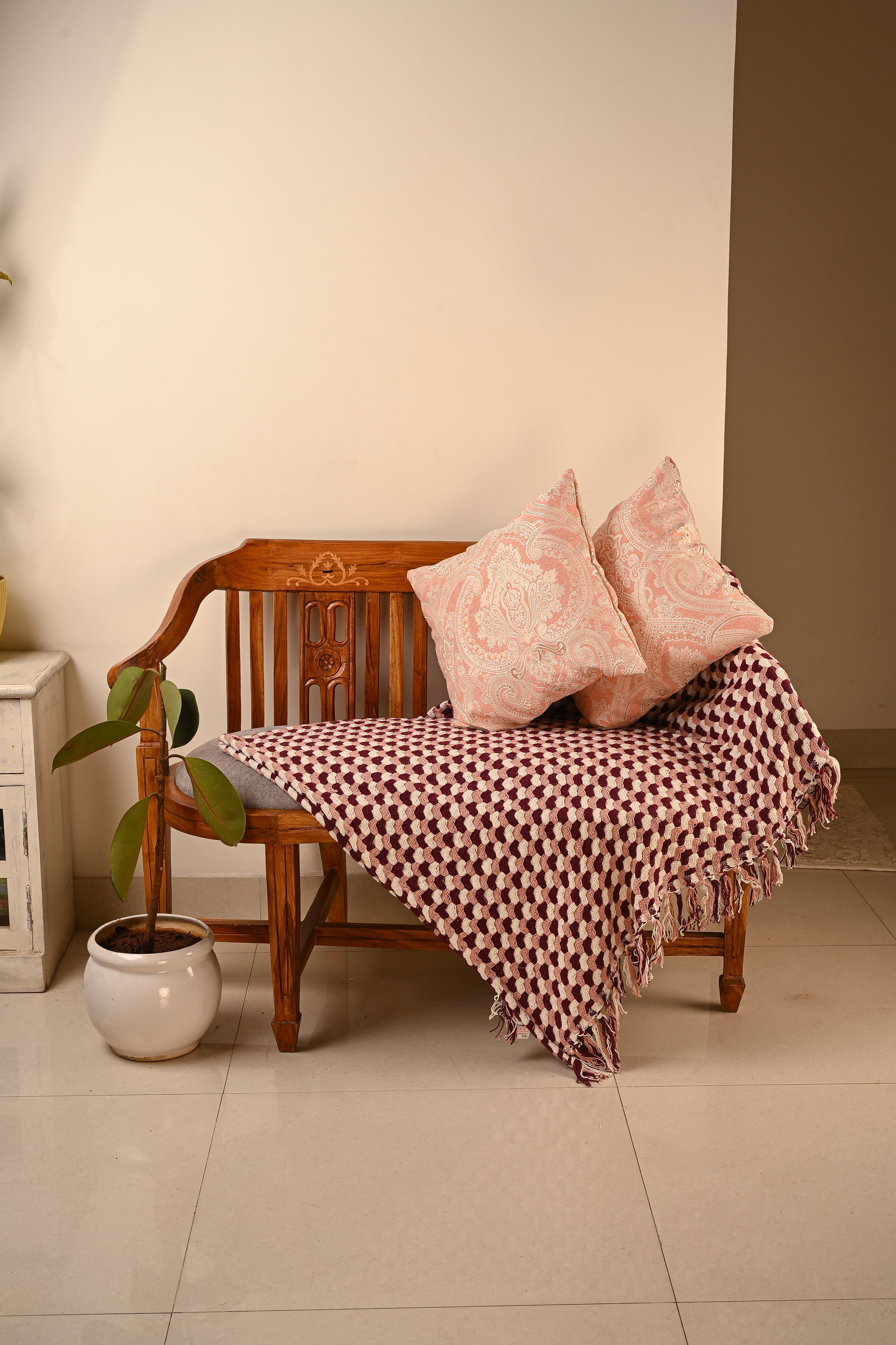 Saukins Taj III Pink Cushion Cover