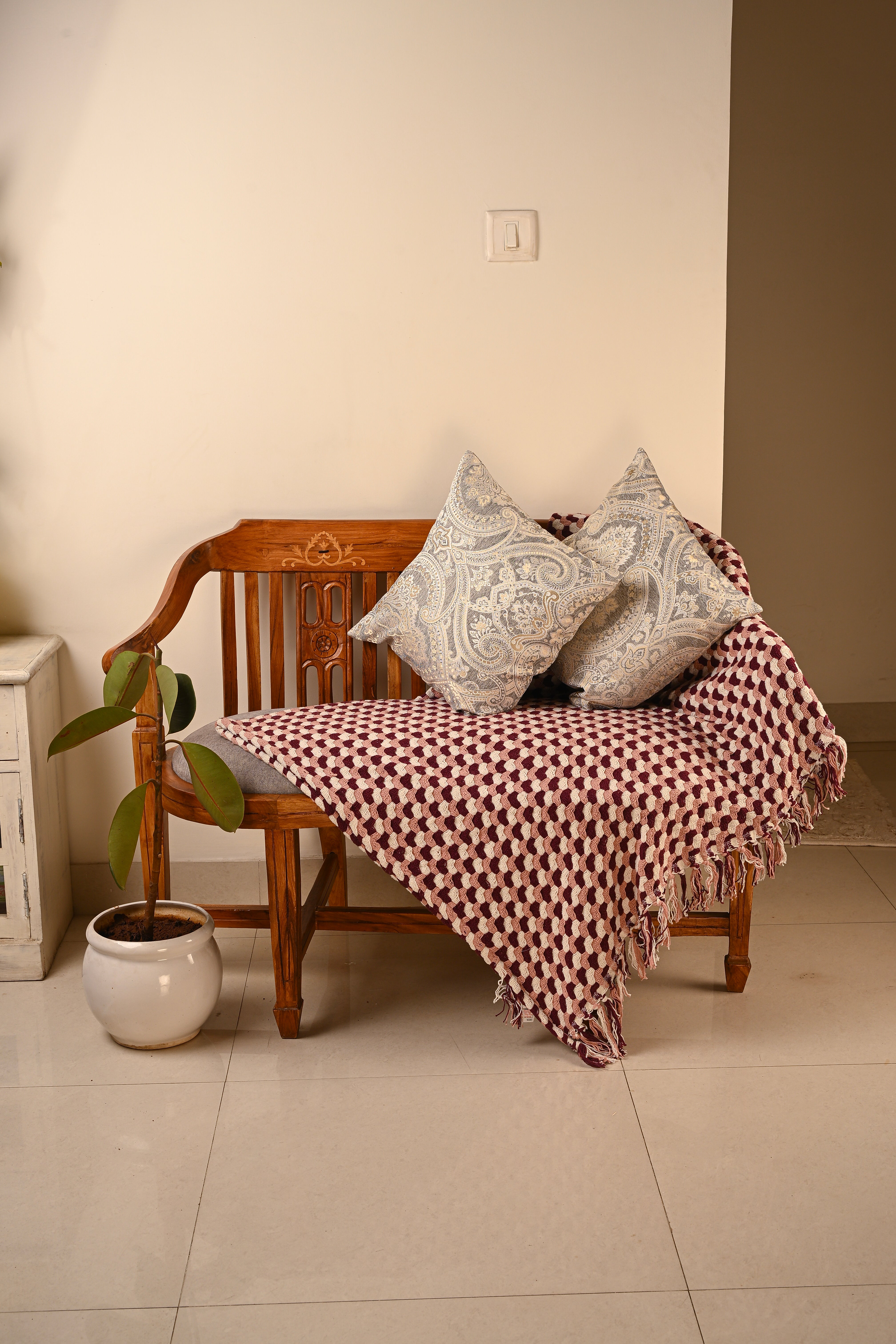 Saukins Taj III Grey Cushion Cover