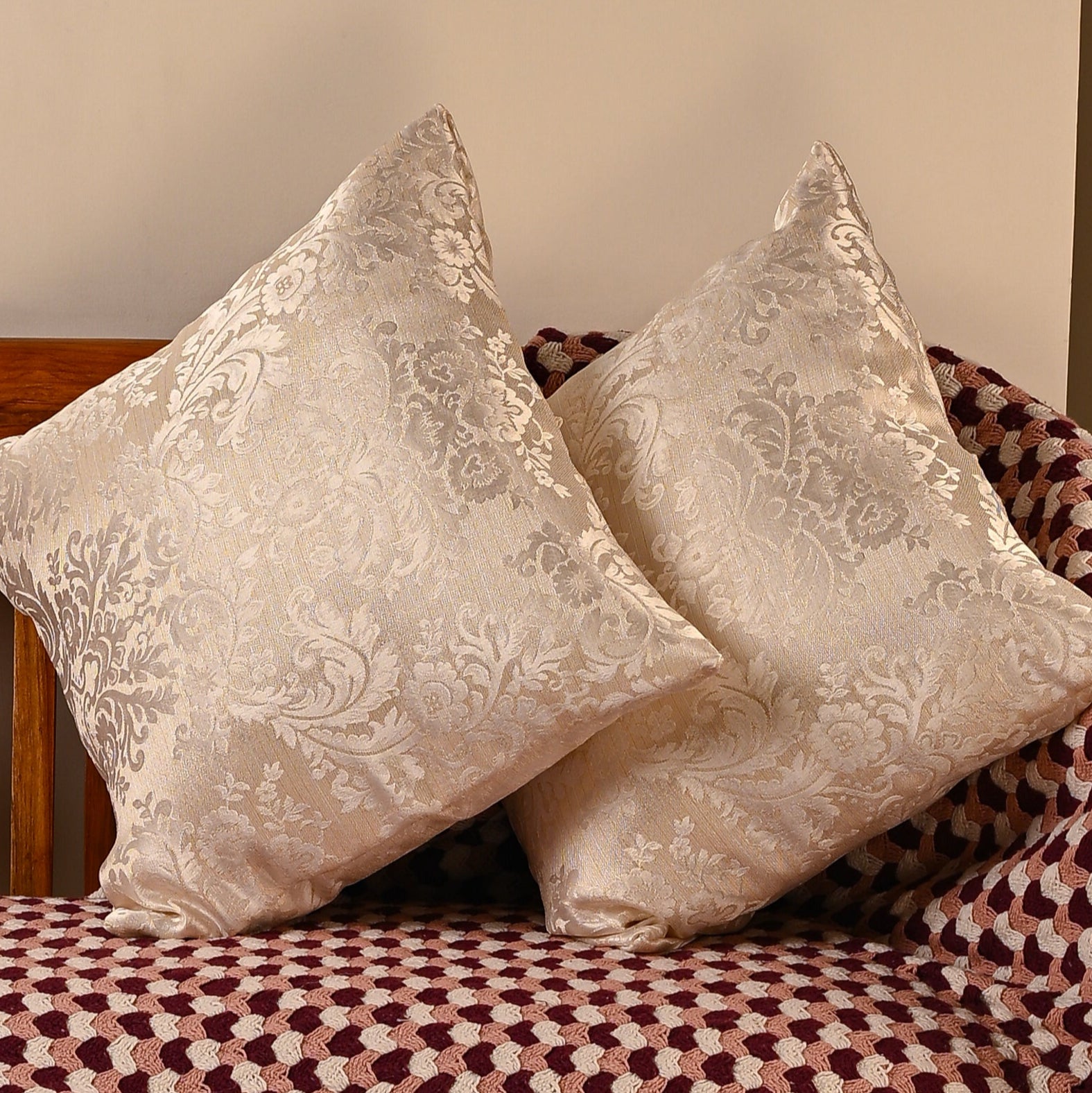 Saukins Taj I cream Cushion Cover