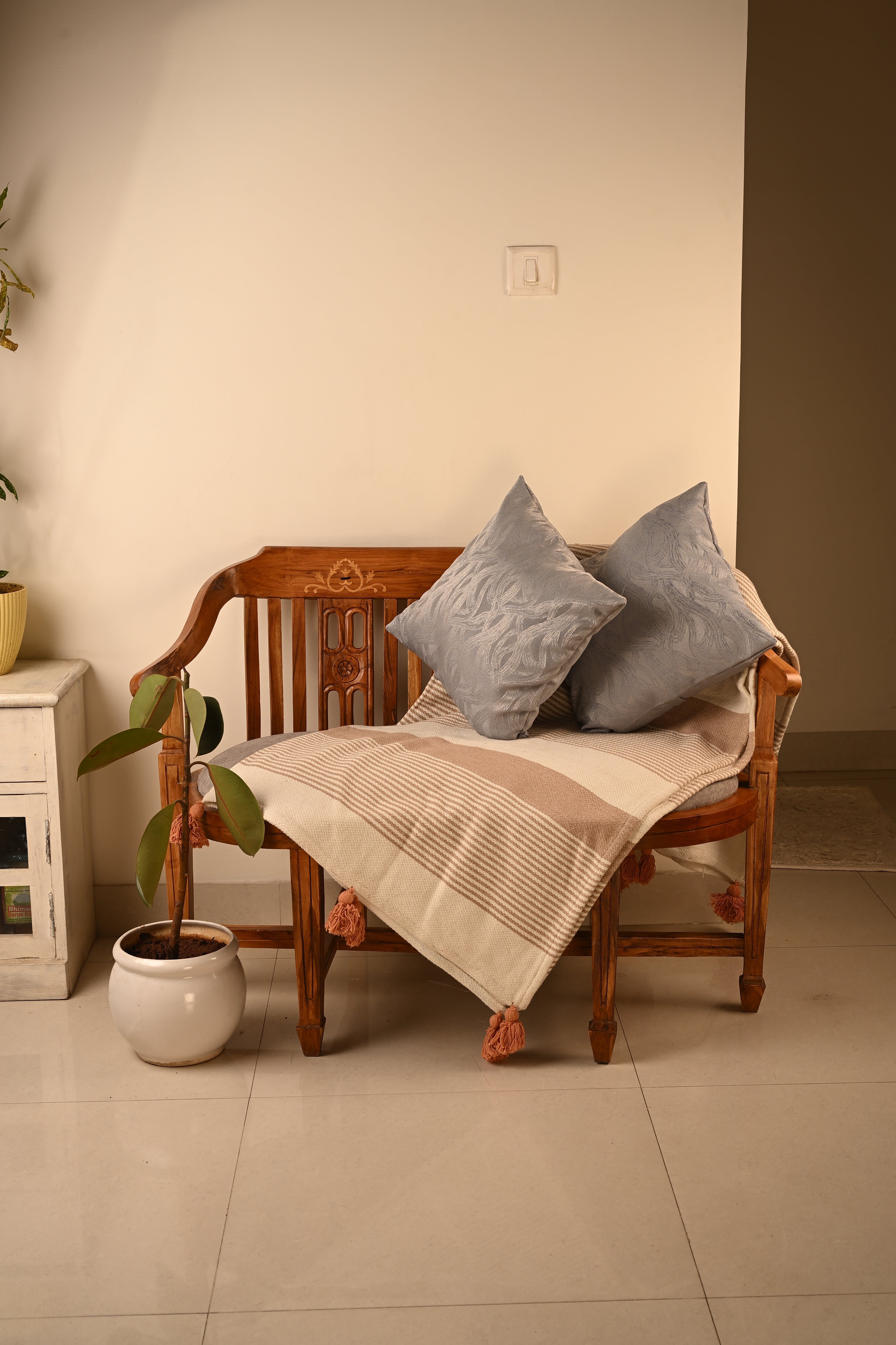 Saukins Geometric III Grey Cushion Cover