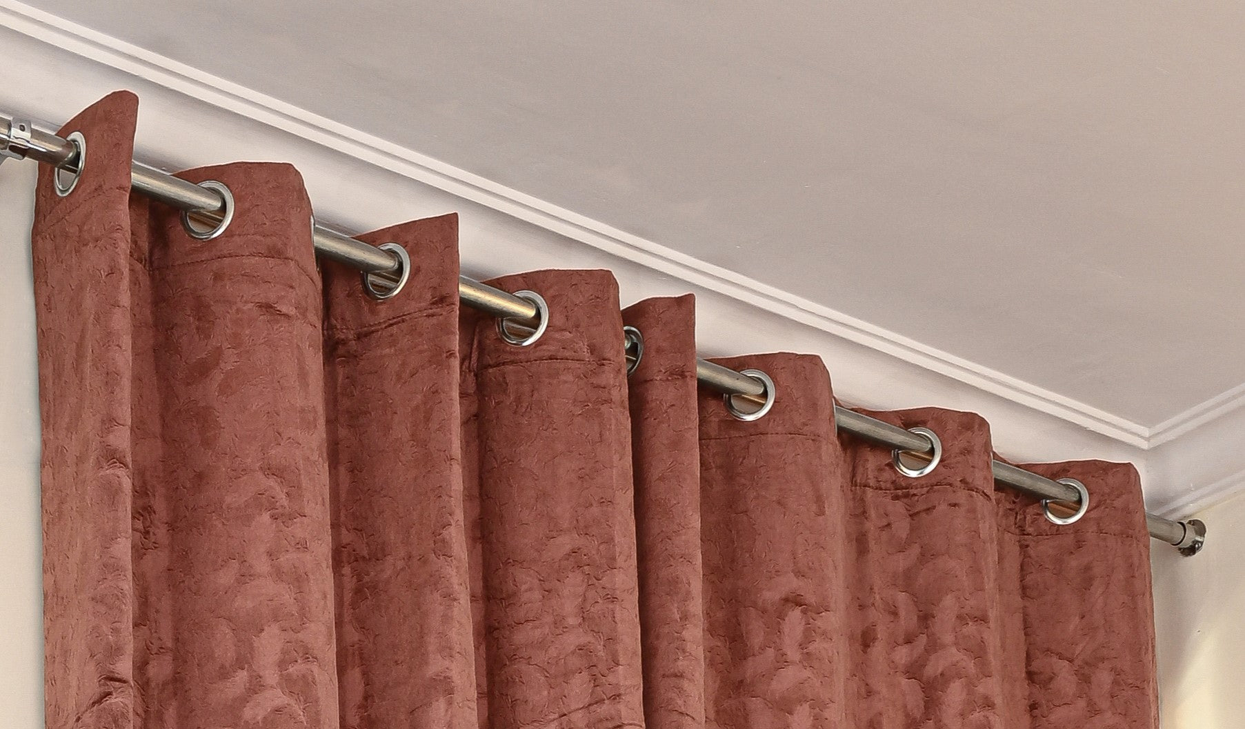 Saukins Elegance II Vine Curtain