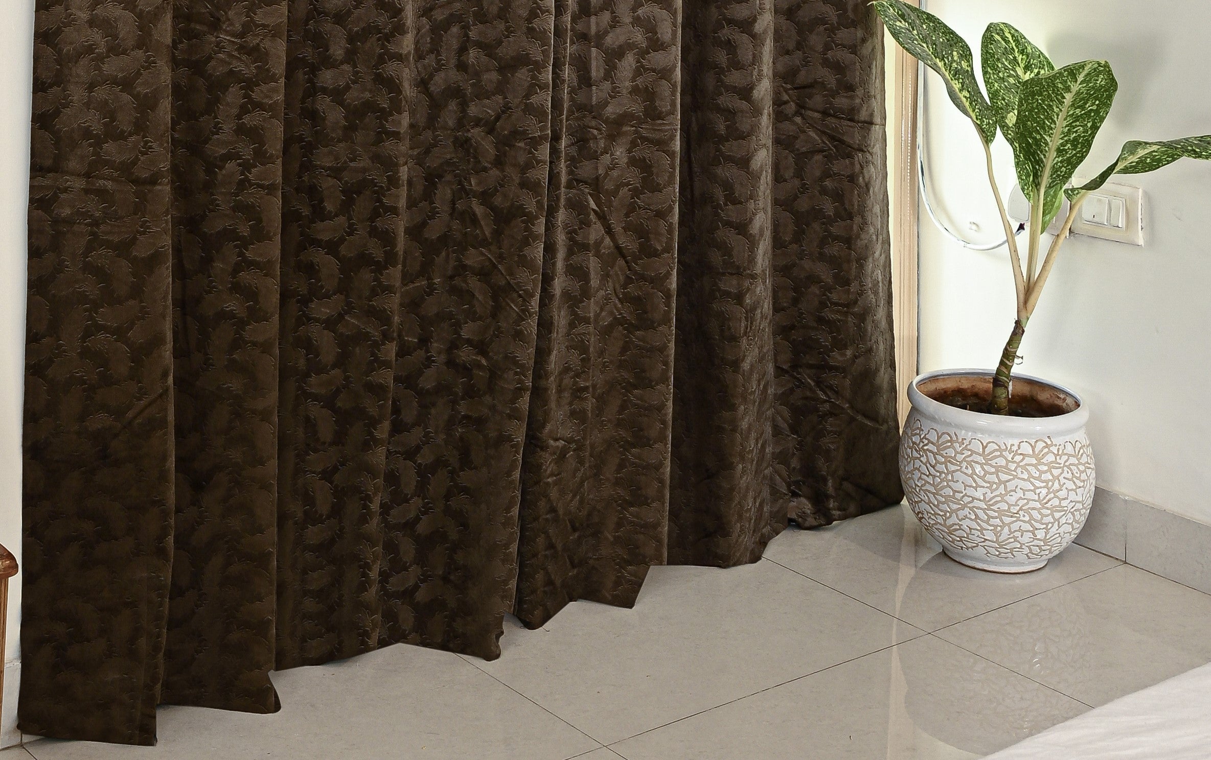 Saukins Elegance II Brown Curtain