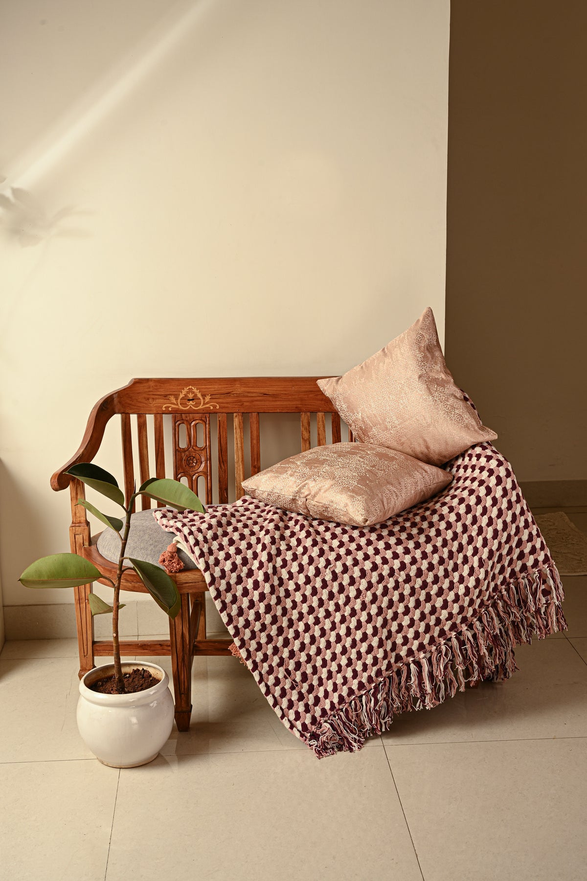Saukins Geometric II Pink Cushion Cover