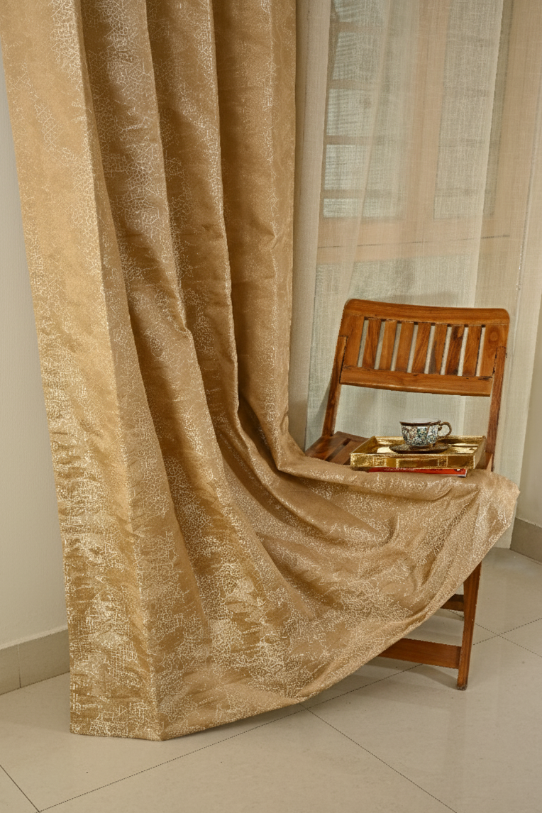 Saukins Geometry IV Golden Curtain