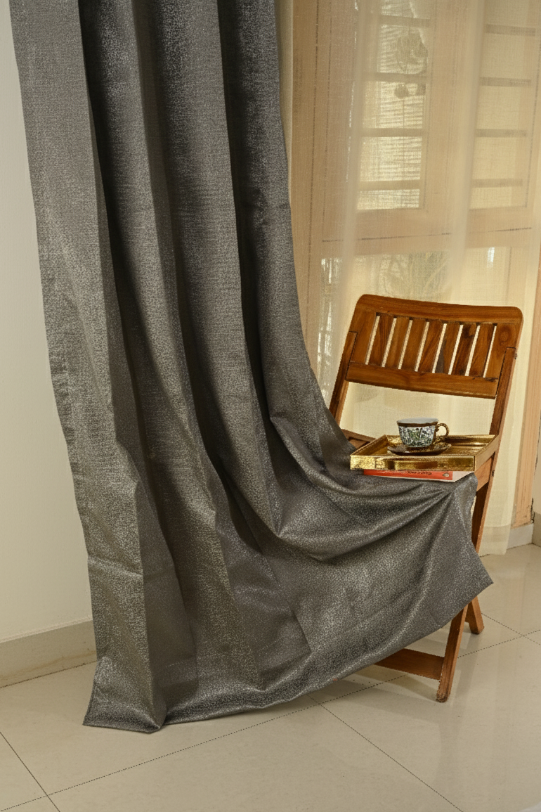 Saukins Plain II Grey Curtain