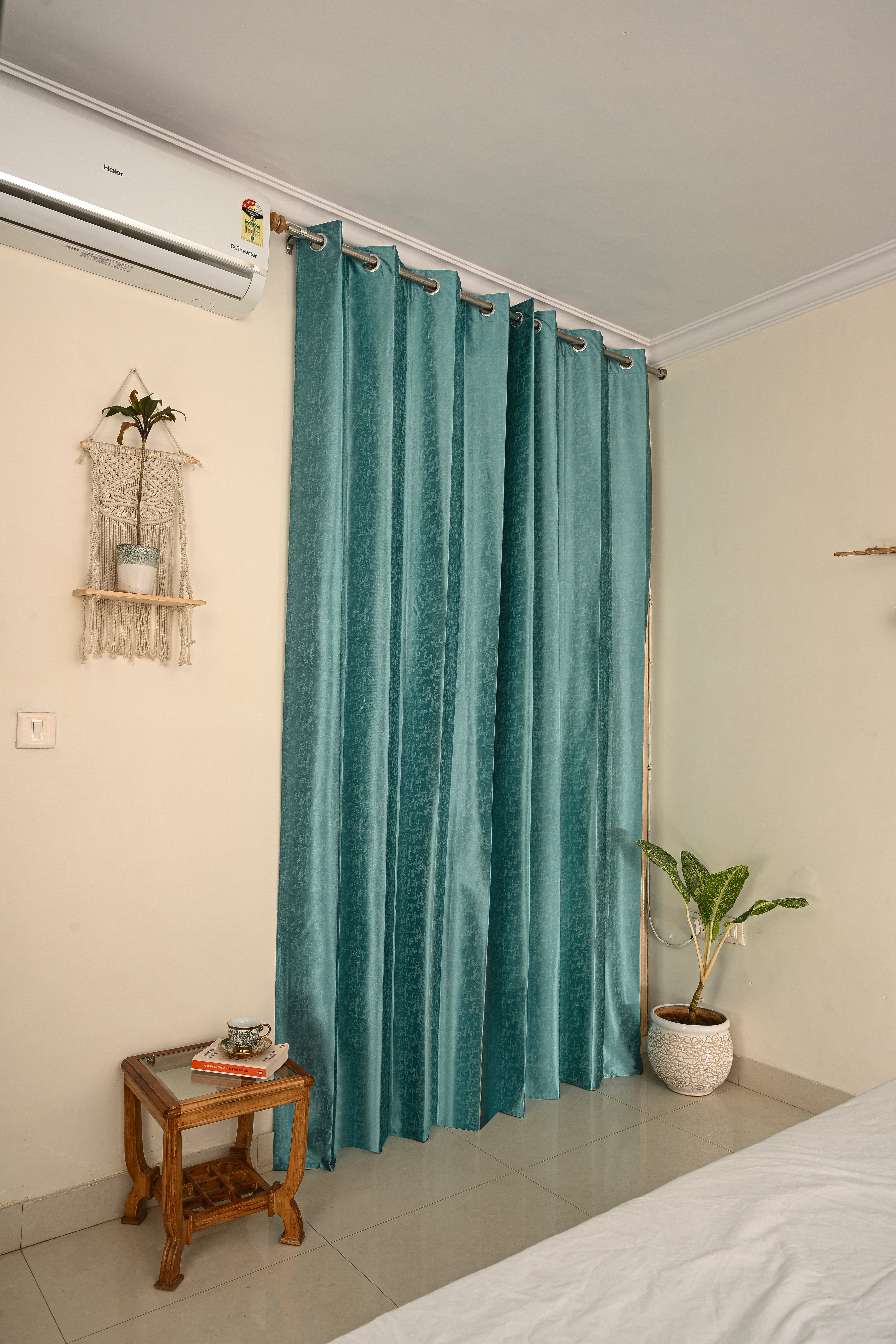 Saukins Geometry II Green Curtain