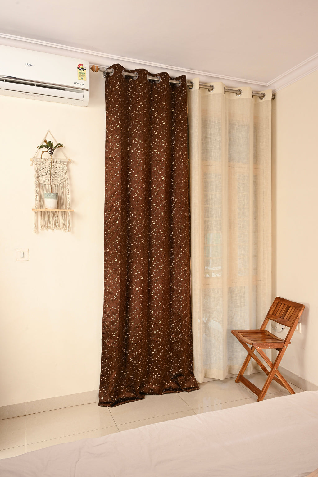 Saukins Natural I Brown Curtain