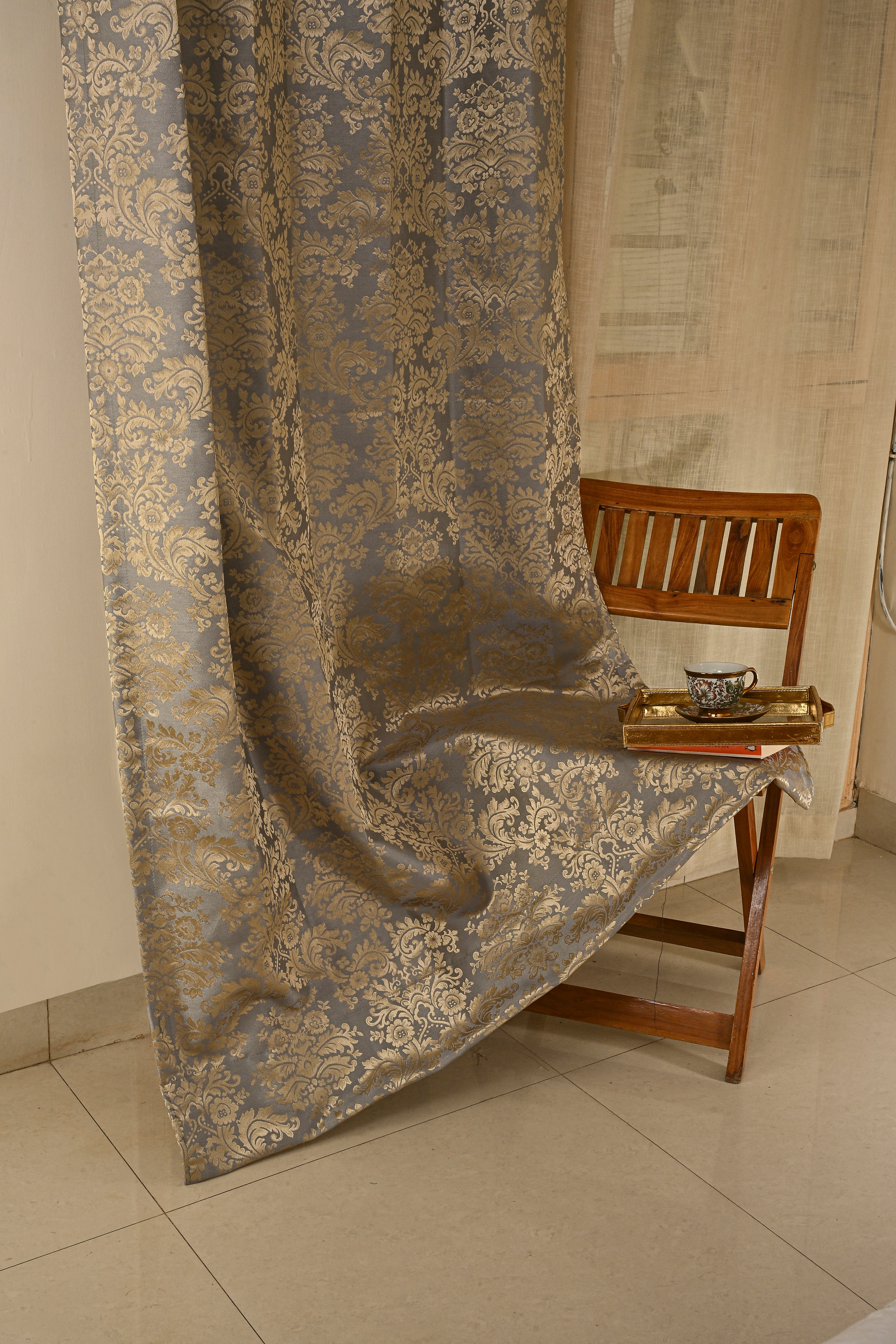 Saukins Taj I Grey Curtain
