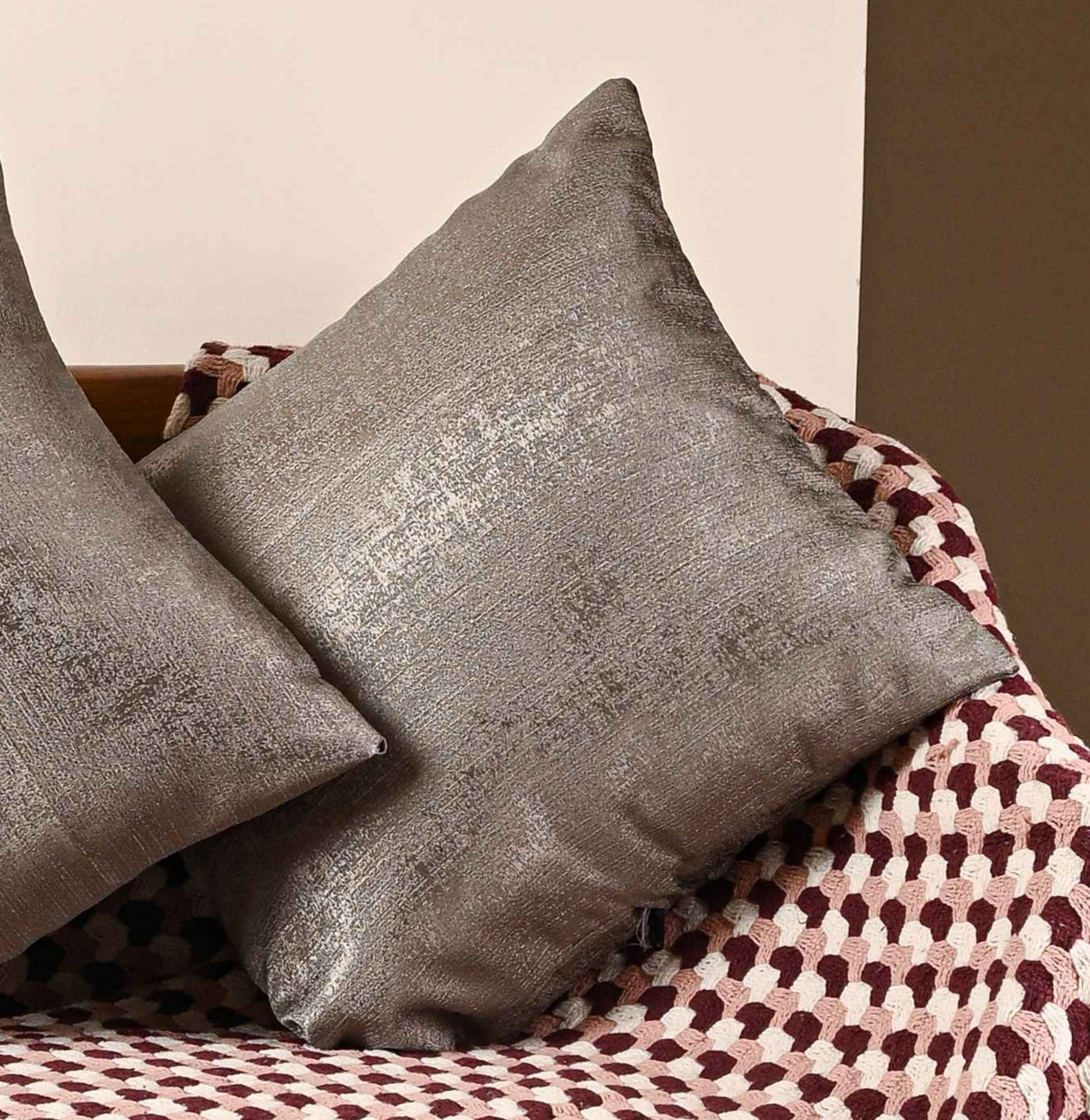 Saukins Plain I Grey Cushion Cover