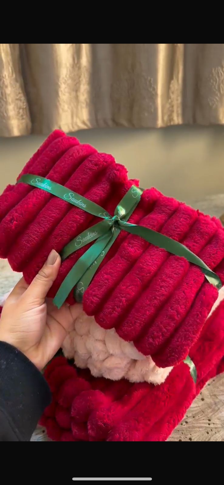 Influencers choice Red Pink Combo Fur Stripped cushion covers